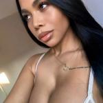 Astrid, vollbusige Latina von 27 Jahren. Bild