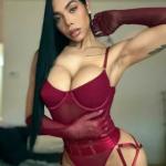 Astrid, vollbusige Latina von 27 Jahren. Bild