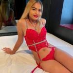 Sarah, blonde Asiamaus. Bild Sarah, blonde Asiamaus. Bild