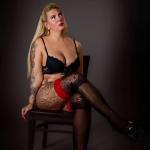 Deutsche Melina Bizzar Lady. Hey there, suche nach einem besonderen Erlebnis? Angebote fetisch-und-bdsm